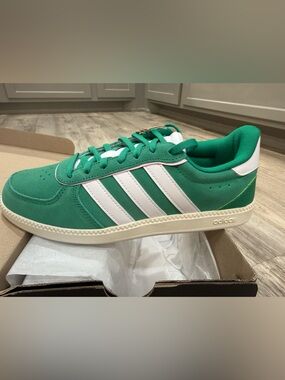 adidas Breaknet Sleek Sneakers - Green and White